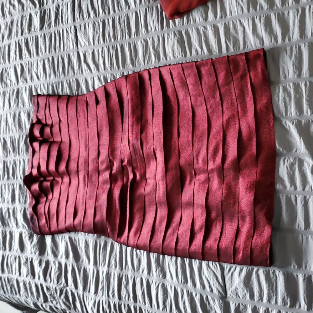 Carmen Marc Valvo Burgundy Strapless Cocktail Dress with Sheer Scarf - Picture 13 of 13